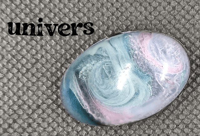 broche ovale